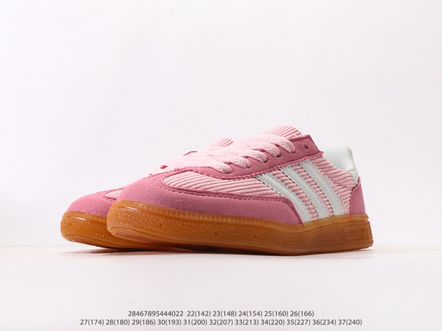 图片[5]-AD德训三代儿童休闲鞋22-37码 优质的面料，质感满分💯橡胶耐磨防滑大底，脚感超赞👍🏻额外附赠一对鞋带扣，穿脱更加方便✌🏻.-选品中心