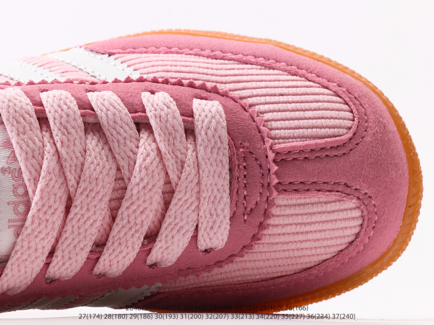 图片[8]-AD德训三代儿童休闲鞋22-37码 优质的面料，质感满分💯橡胶耐磨防滑大底，脚感超赞👍🏻额外附赠一对鞋带扣，穿脱更加方便✌🏻.-选品中心