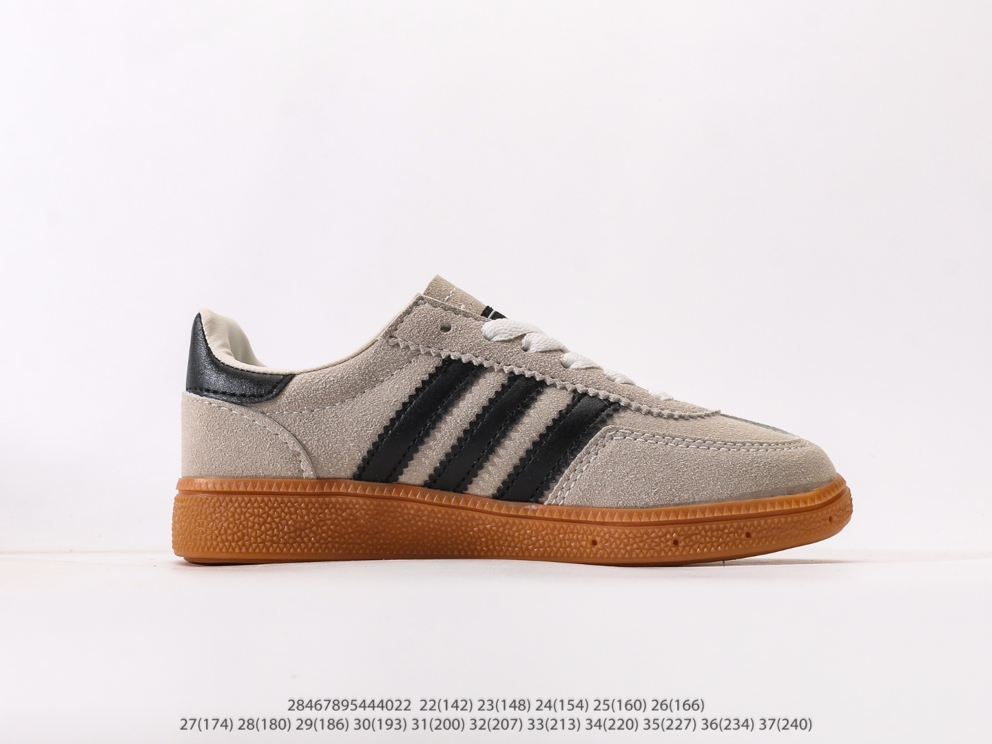 图片[2]-AD德训三代儿童休闲鞋22-37码 优质的面料，质感满分💯橡胶耐磨防滑大底，脚感超赞👍🏻额外附赠一对鞋带扣，穿脱更加方便✌🏻.-选品中心