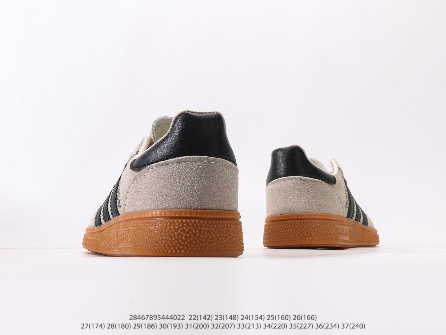 图片[6]-AD德训三代儿童休闲鞋22-37码 优质的面料，质感满分💯橡胶耐磨防滑大底，脚感超赞👍🏻额外附赠一对鞋带扣，穿脱更加方便✌🏻.-选品中心