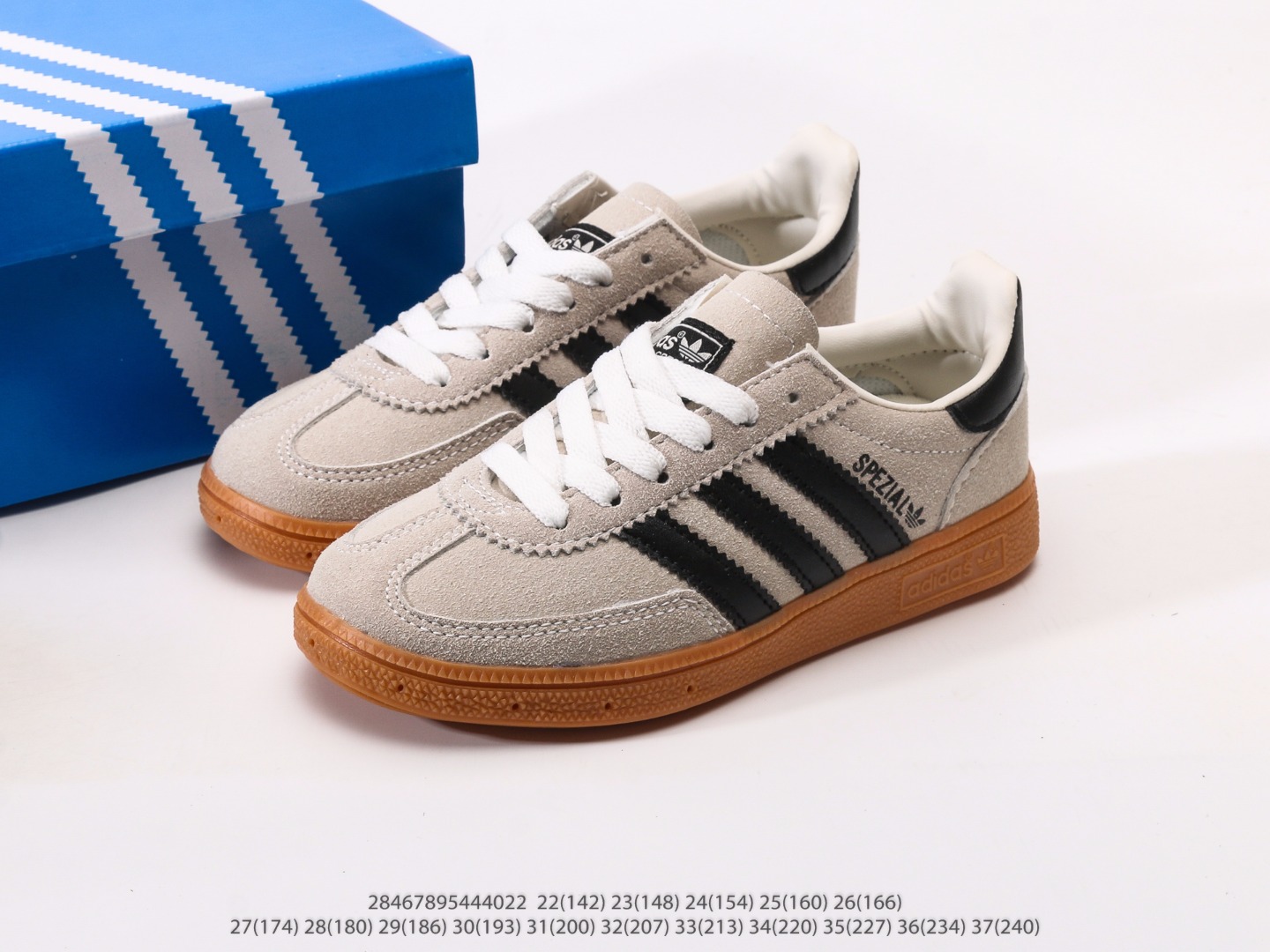 图片[9]-AD德训三代儿童休闲鞋22-37码 优质的面料，质感满分💯橡胶耐磨防滑大底，脚感超赞👍🏻额外附赠一对鞋带扣，穿脱更加方便✌🏻.-选品中心