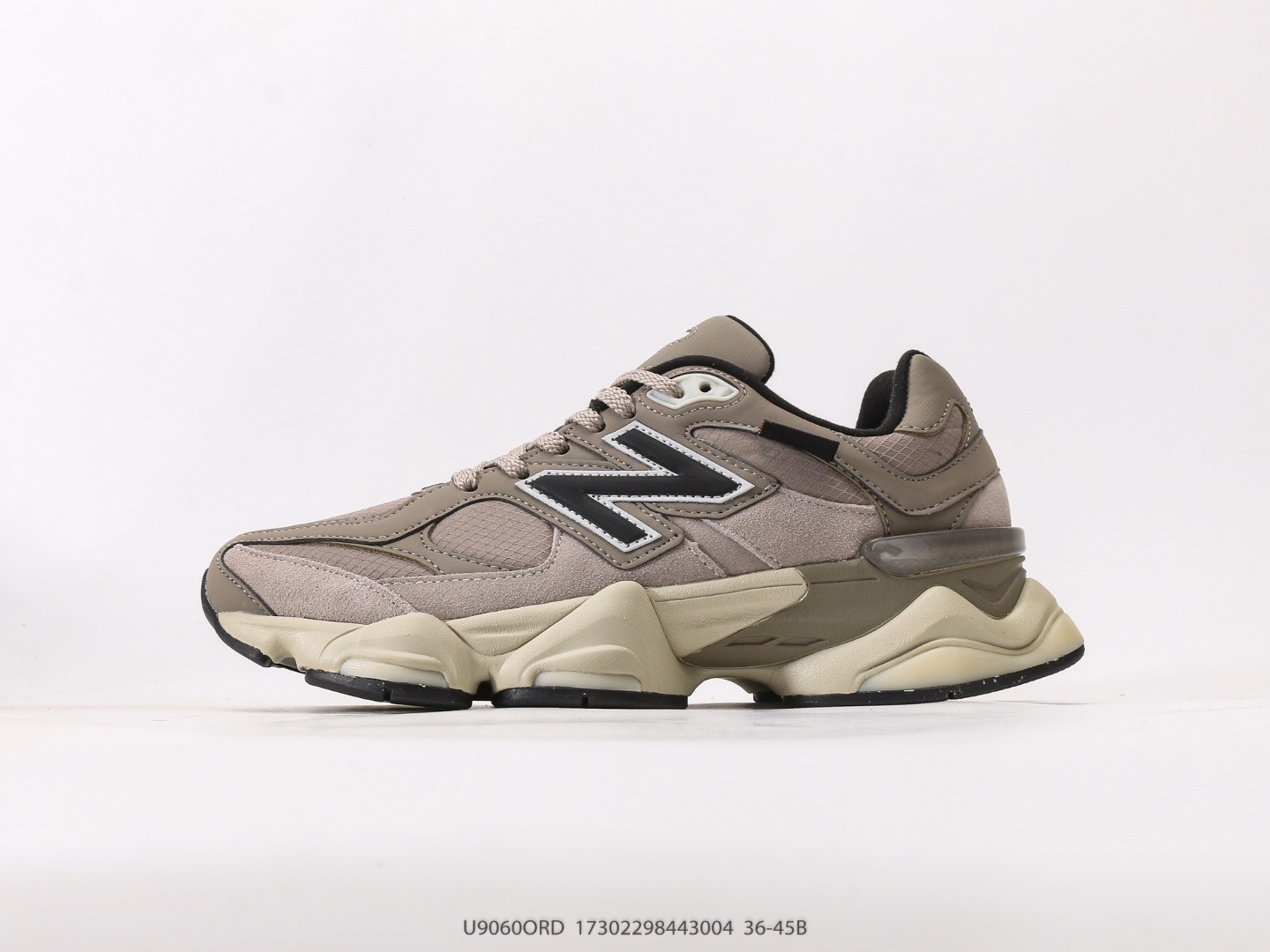 P210 新百伦New Balance 9060系列 新百伦 复古休闲运动慢跑鞋 鞋面大身由空间双格及磨砂鞋面拼接而生 采用大面积网眼以及麂皮材质覆盖鞋身 还原经典气质 搭载ABZORB避震科技 由泡沫聚酯制成 上脚可以有效减少由鞋底反弹…
