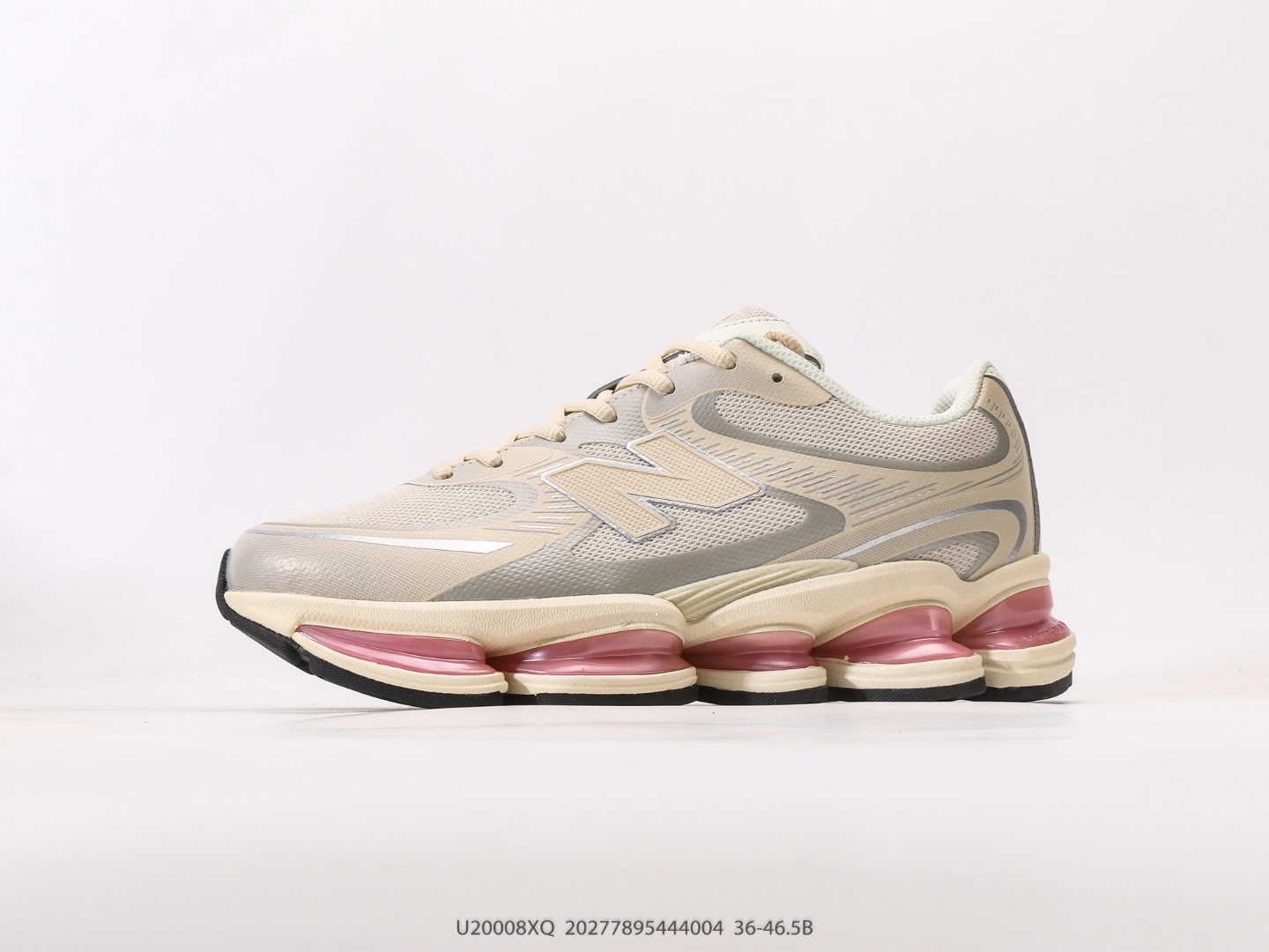 P210 New Balance 新百伦 NB2000 网面休闲鞋 复古还要机能，NB官方重磅新品。一款融合复古设计与现代科技的跑鞋，以其经典的造型和舒适脚感，成为2025年复古潮流爱好的推荐单品。 尺码：36 36.5 37.5 38 …
