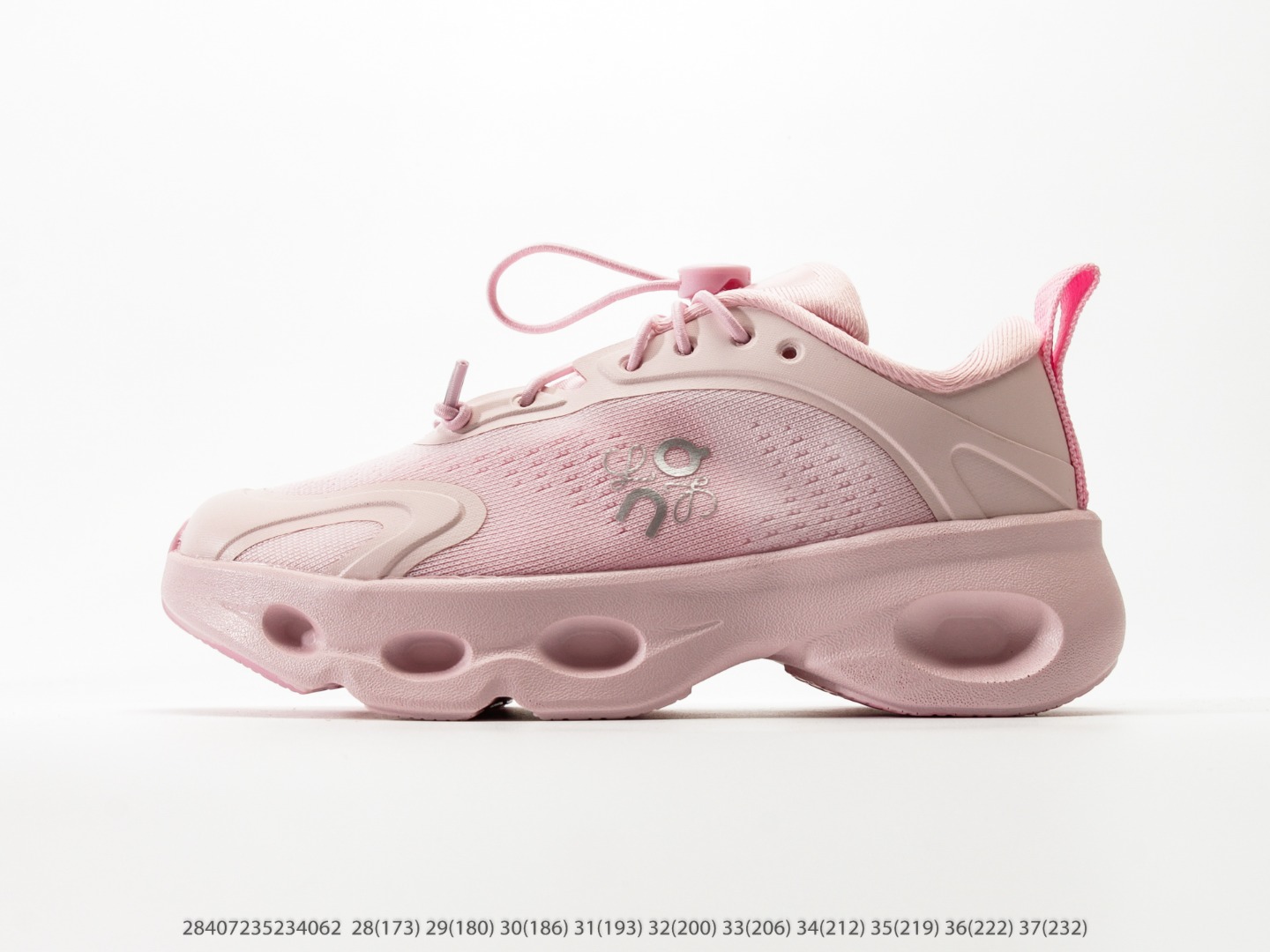 NO:713878,#children's shoes Loewe Ballet Runner 25ss spring new hot model 2.0 series Forrest Gump retro style moral training shoes thin-soled and versatile casual sports shoes. Note that the actual foot length shown below the picture, in millimeters [manual measurement, there may be an error of about 5 mm] #28407235234062, ANGPAUN sports shoes, loewe, loewe, sneakers,19860909#童鞋 罗意威Loewe Ballet Runner 25ss春季新款爆款 2.0系列阿甘复古风德训鞋薄底百搭休闲运动鞋 注意图下方显示为实际脚长,单位毫米[手工测量,可能存在5毫米左右的误差] #28407235234062,昂跑运动鞋,loewe,loewe,sneakers,,Children's
