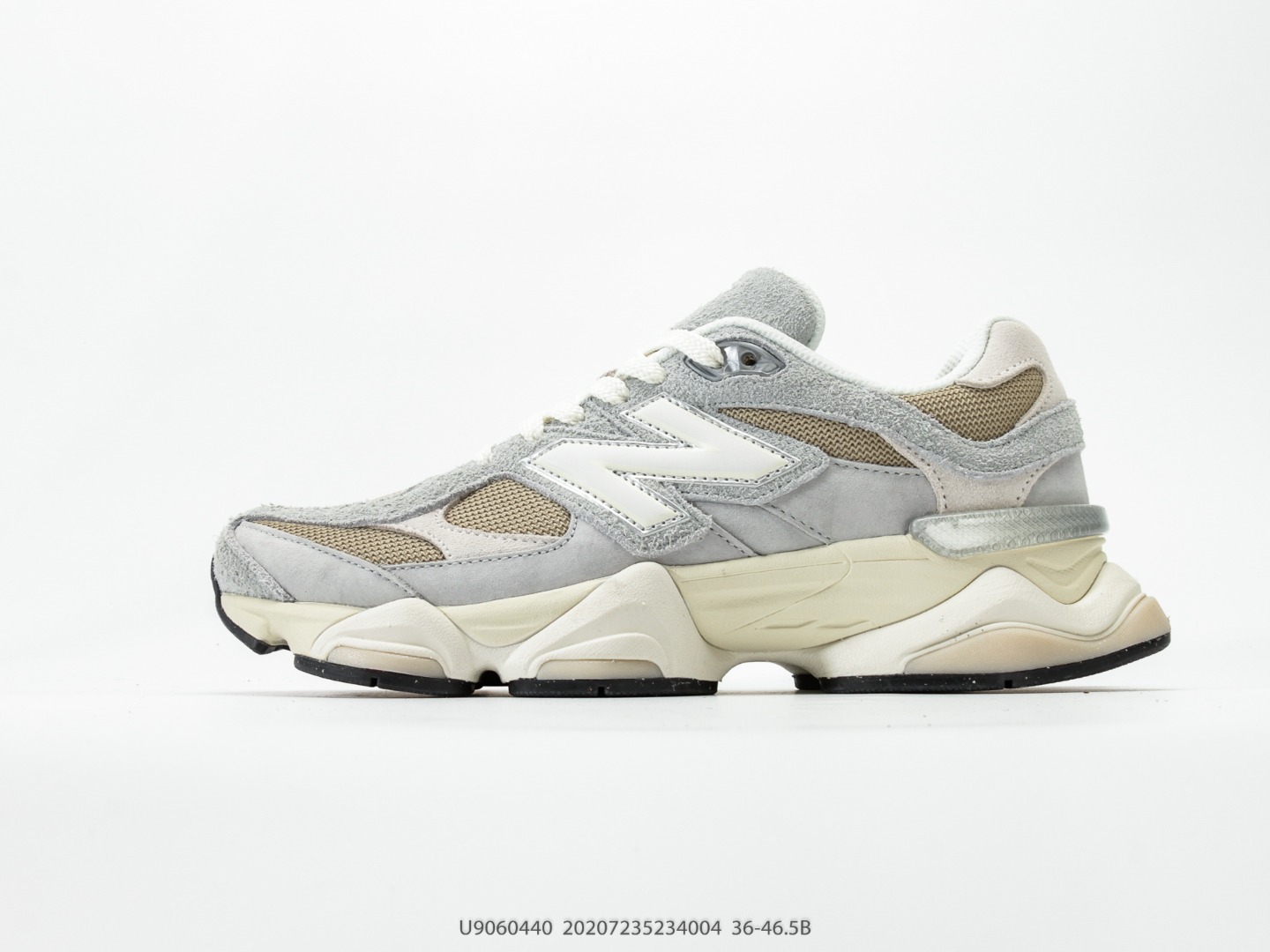 P210 New Balance NB 9060 zapatillas retro de la marca New Balance, con una gran superficie de malla y material de gamuz…