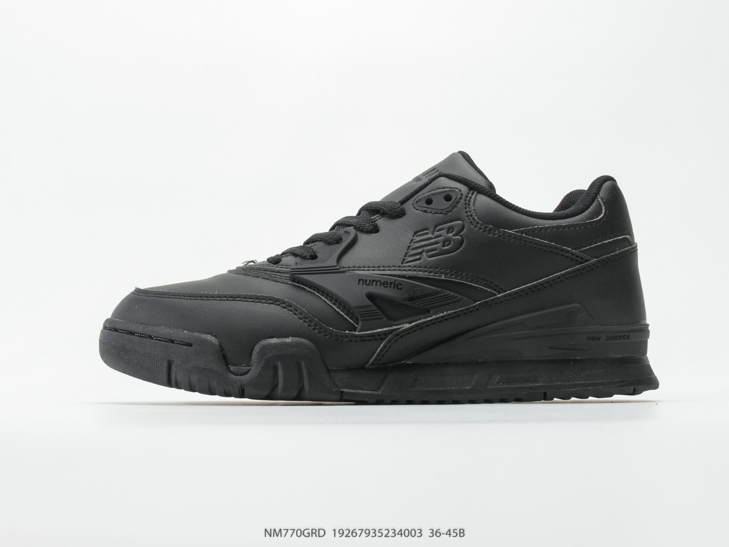 P160 New Balance 770 series New Balance thin sole shoes thin sole leather lace German training series shock absorption …
