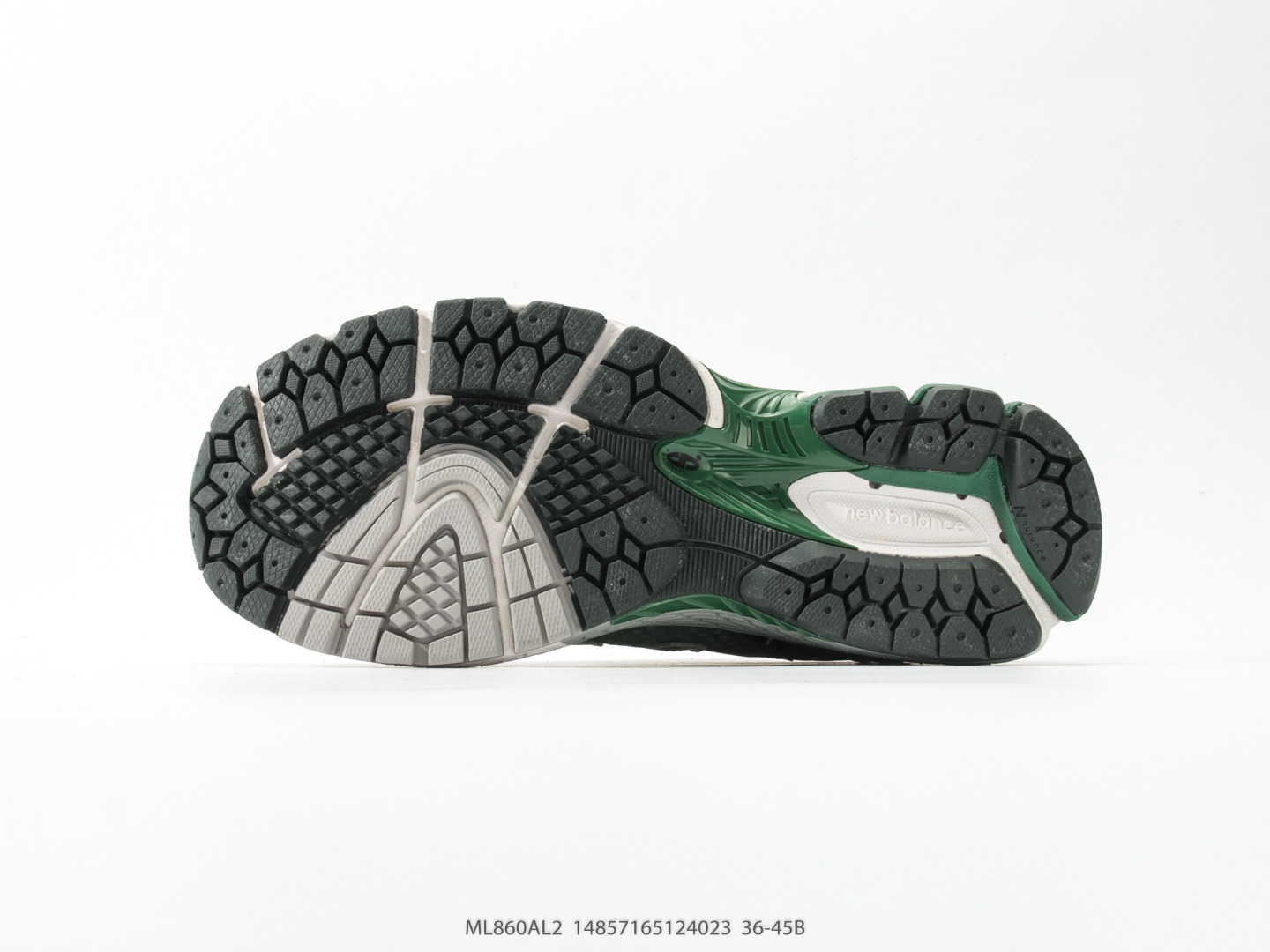 新百伦New Balance ML860 V2系列复古老爹风休闲运动慢跑鞋采用丝光猪巴皮革拼接透气网眼织物鞋面#T-Beam大底提供足步弓支撑,保持步态稳定#后跟搭载外露缓震胶❗️小红书韩风穿搭神器 货号ML860AL2#14857165124023