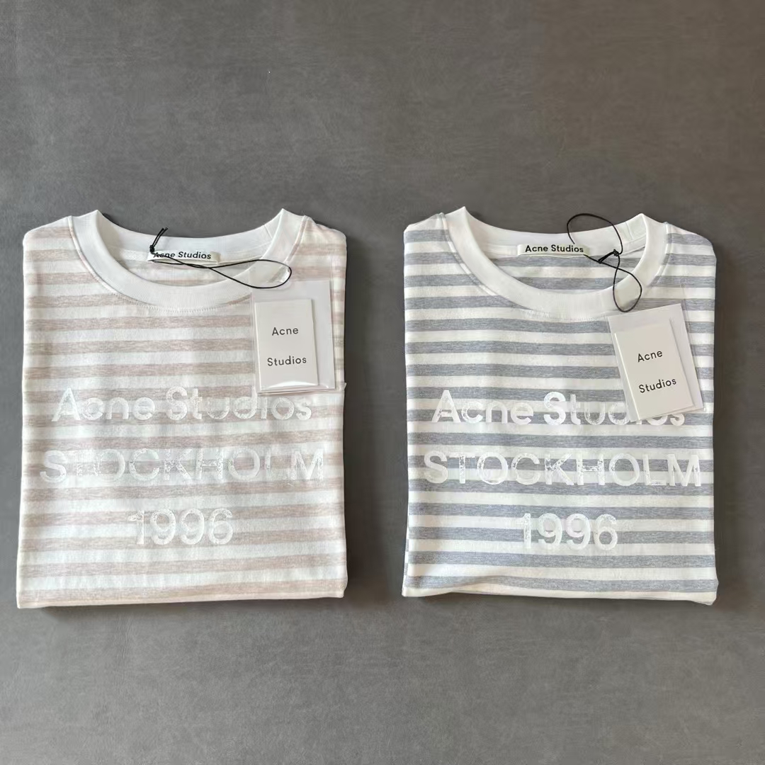 NO:321920,Acnestudios 2025 Spring, Summer, Autumn and Winter, men and women, loose fit, striped short-sleeved Tee!  Printing craftsmanship!  Color gray khaki code number S M L 60260,,acne studios,dior,T-shirt,alexander wang19860909Acnestudios 2025 春夏秋冬 男女同款宽松版型条纹短袖Tee！印花工艺！ 颜色灰色 卡其色 码数S M L 60260,,acne studios,dior,T-shirt,alexander wang,Women's clothing