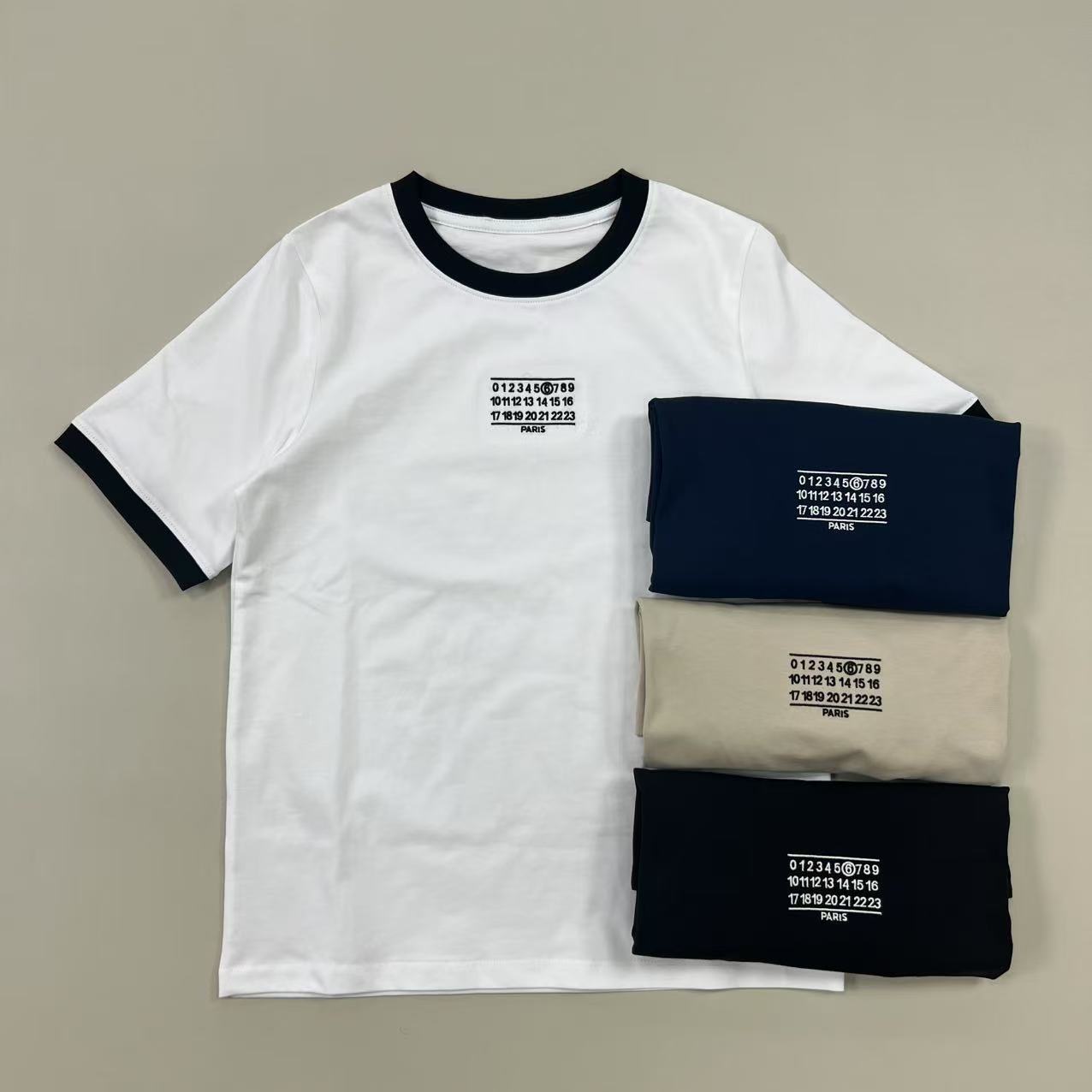 NO:334480,MM6 Spring and summer new four-color classic embroidered short-sleeved T color white black khaki hidden blue SML, masion margiela, T-shirt, alexander wang19860909MM6  春夏新款四色经典刺绣短袖T 颜色白色 黑色 卡其 藏蓝 码数SML,,masion margiela,T-shirt,alexander wang,Women's clothing