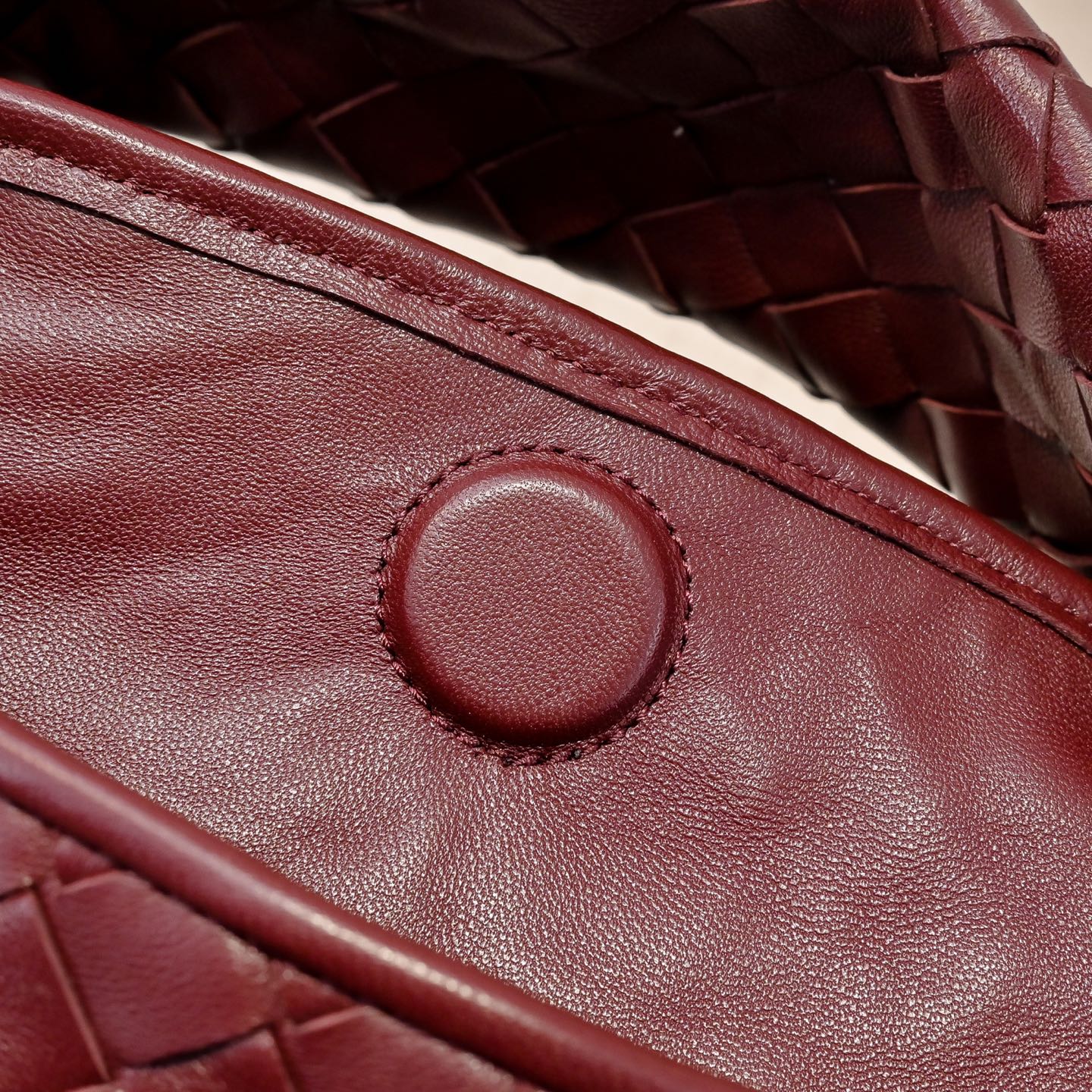 Bottega Veneta Classic Handcrafted Luxury Leather Shoulder Bag Ref 7