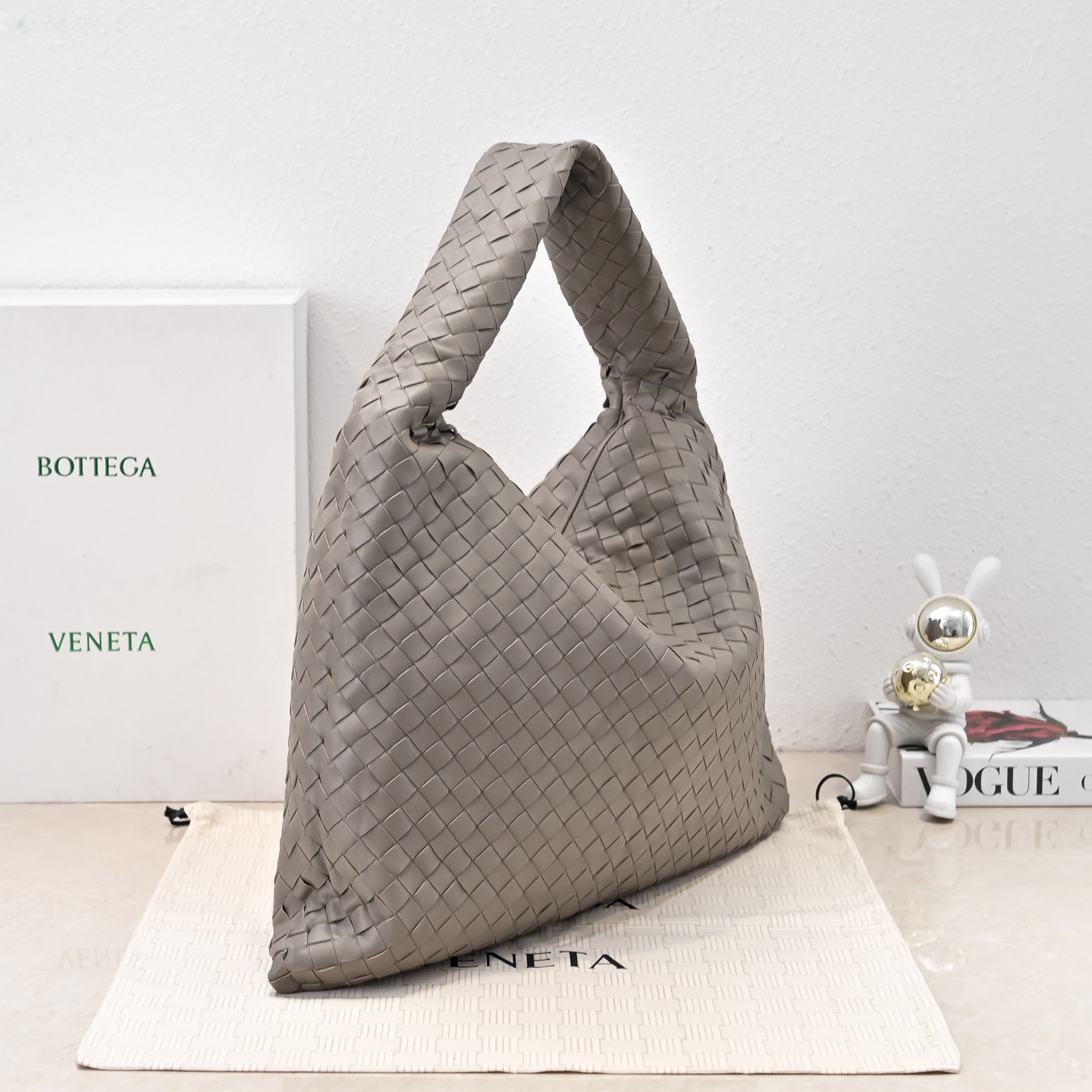 Bottega Veneta Classic Handcrafted Luxury Leather Shoulder Bag Ref 2