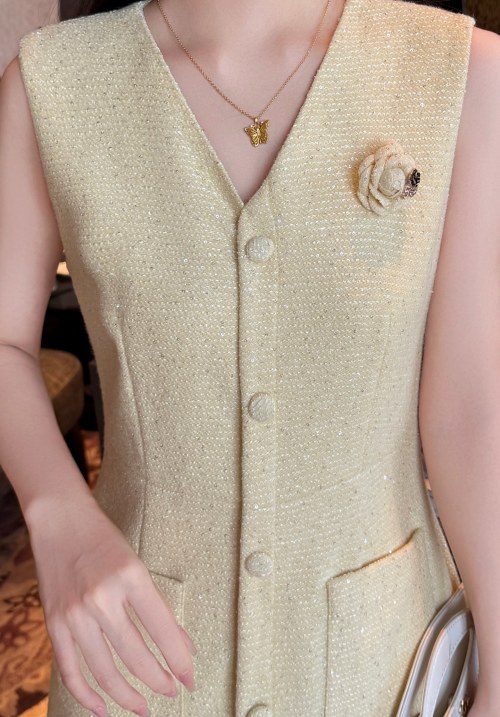 Elegant Women's Tweed Dress, Sleeveless V-Neck, Slim Fit, Chanel Style 1 Elegant Women's Tweed Dress, Sleeveless V-Neck, Slim Fit, Chanel Style