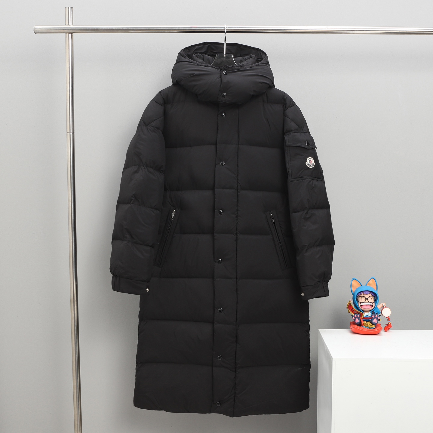 Moncler丨蒙口玛雅雾面长款连帽羽绒服

尺码：1-5