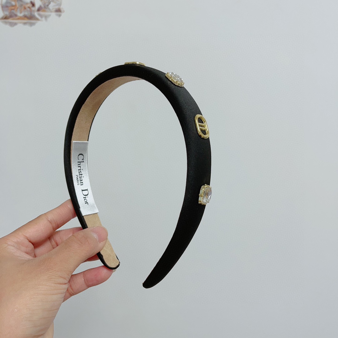 NO:275690,Packaging Dior (Dior) Popular new narrow version of hairband, counter quality, let your charm bloom, the fresh ladylike style makes fashion simpler. Hairpins, hairpins, dior, dior, hairpins19860909配包装 Dior（迪奥） 火爆新款窄版发箍,专柜品质 让你的魅力绽放 清新淑女范让时尚更简单.发夹,发夹,dior,dior,hairpins,accessory