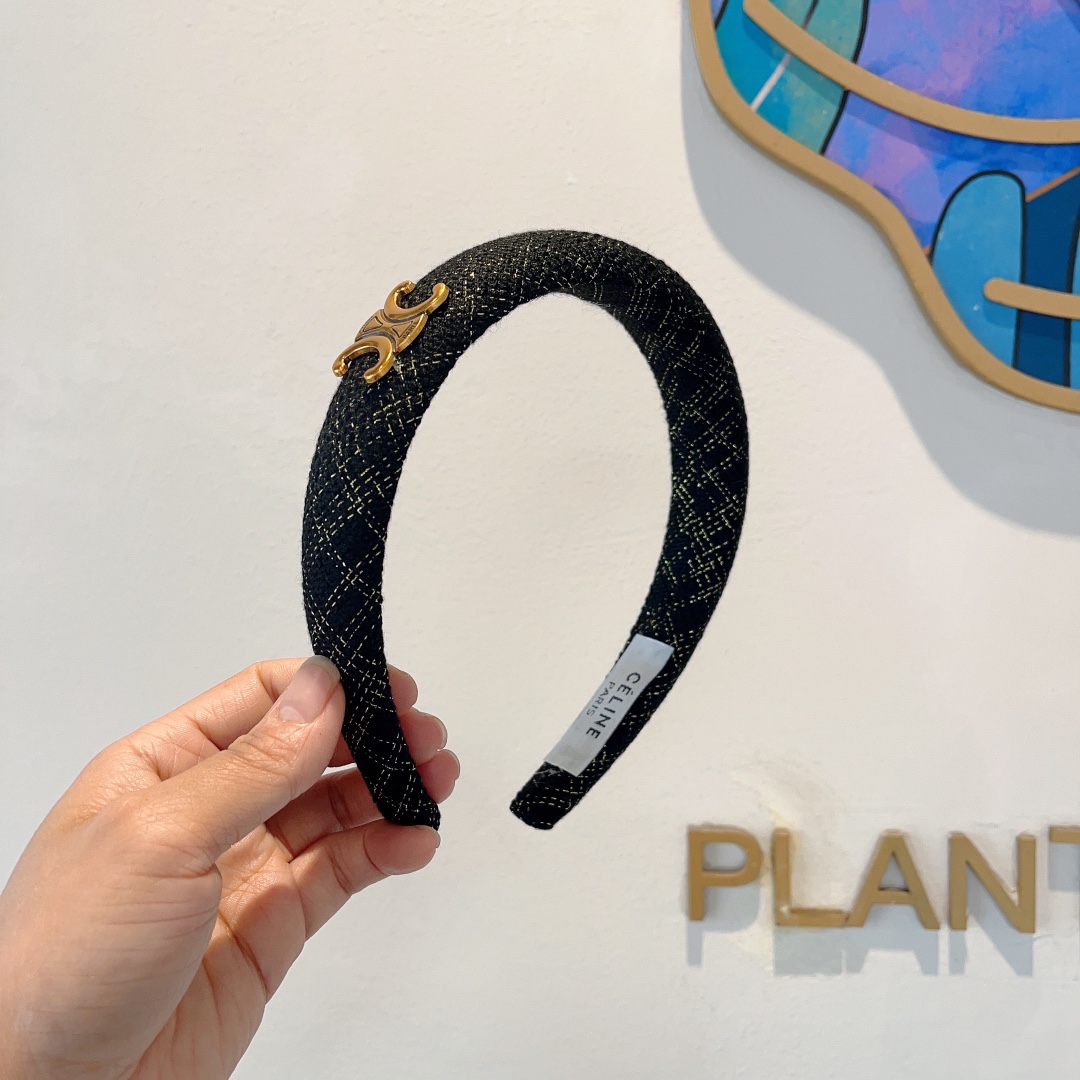 NO:277877,Packaging CELINE Korean new Korean version of fresh letter headband, comfortable to wear without pressure, must-have for styling!  Fashionable and versatile hair accessories!  hairpins, hairpins, celine, celine, hairpins19860909配包装 CELINE（赛琳）韩版新品小清新字母发箍,佩戴舒适无压力,造型搭配必备！时尚外出百搭款发饰！发夹,发夹,celine,celine,hairpins,accessory