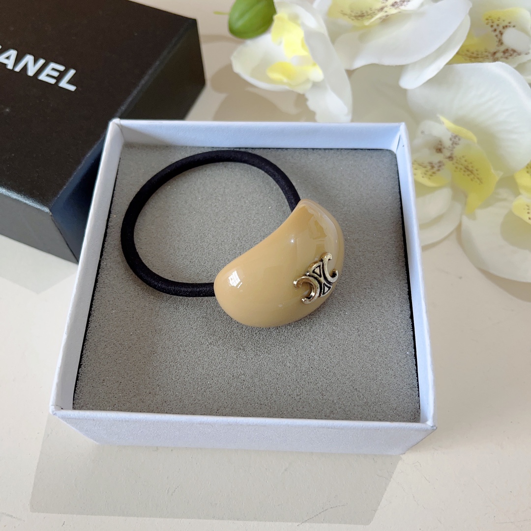 NO:281468,Packaging (single) CELINE Arc de Triomphe is popular in the popular online version, with high-end double-layer elastic rubber bands, comfortable to wear without pressure, and a must-have for styling!  Very fashionable and versatile!  Hair accessories, hairpins, celine, celine, hairpins19860909配包装（单个） CELINE（赛琳）凯旋门网红爆款发圈,高级感双层弹力皮筋,佩戴舒适无压力,造型搭配必备！非常时尚百搭！ 发饰,发夹,celine,celine,hairpins,accessory