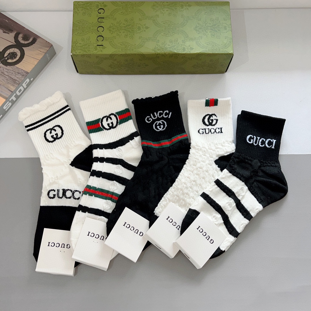 Gucci Calcetines de tubo Peinado Algodón Fashion