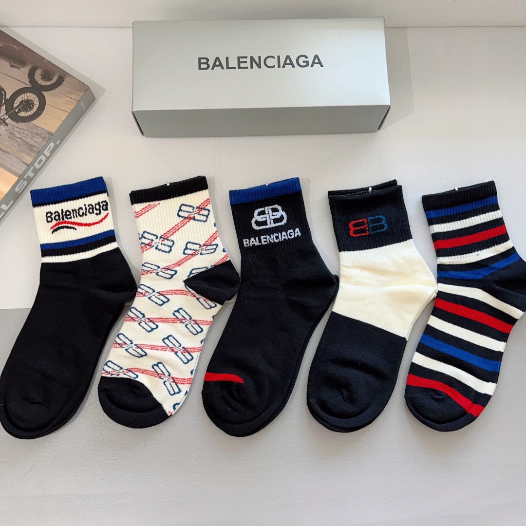 配包装一盒5双BALENCIAGA巴黎世家高版本超级柔软中筒袜子潮人必不可少的时尚专柜代购袜子搭配起来超