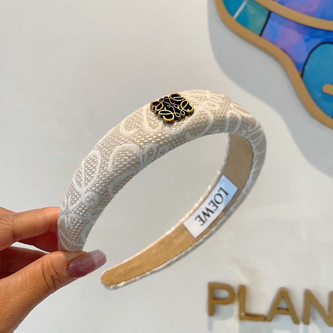 Loewe’s Top-of-the-Line Sponge Hair Supply for Easy Fashion Charm - 图片 3