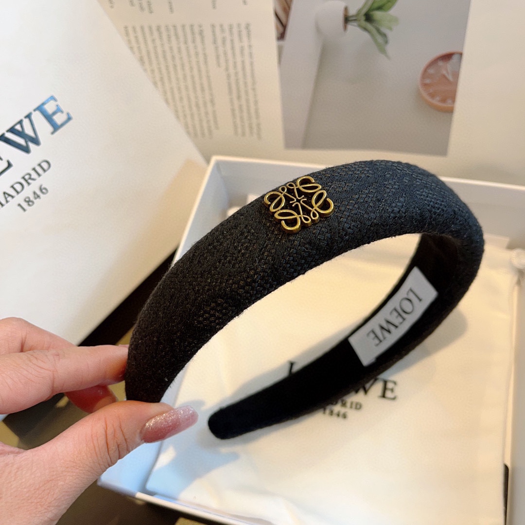 Loewe’s Hot Sponge Hair Supply: Top-of-the-Line Fashion for Easy Styling - 图片 6