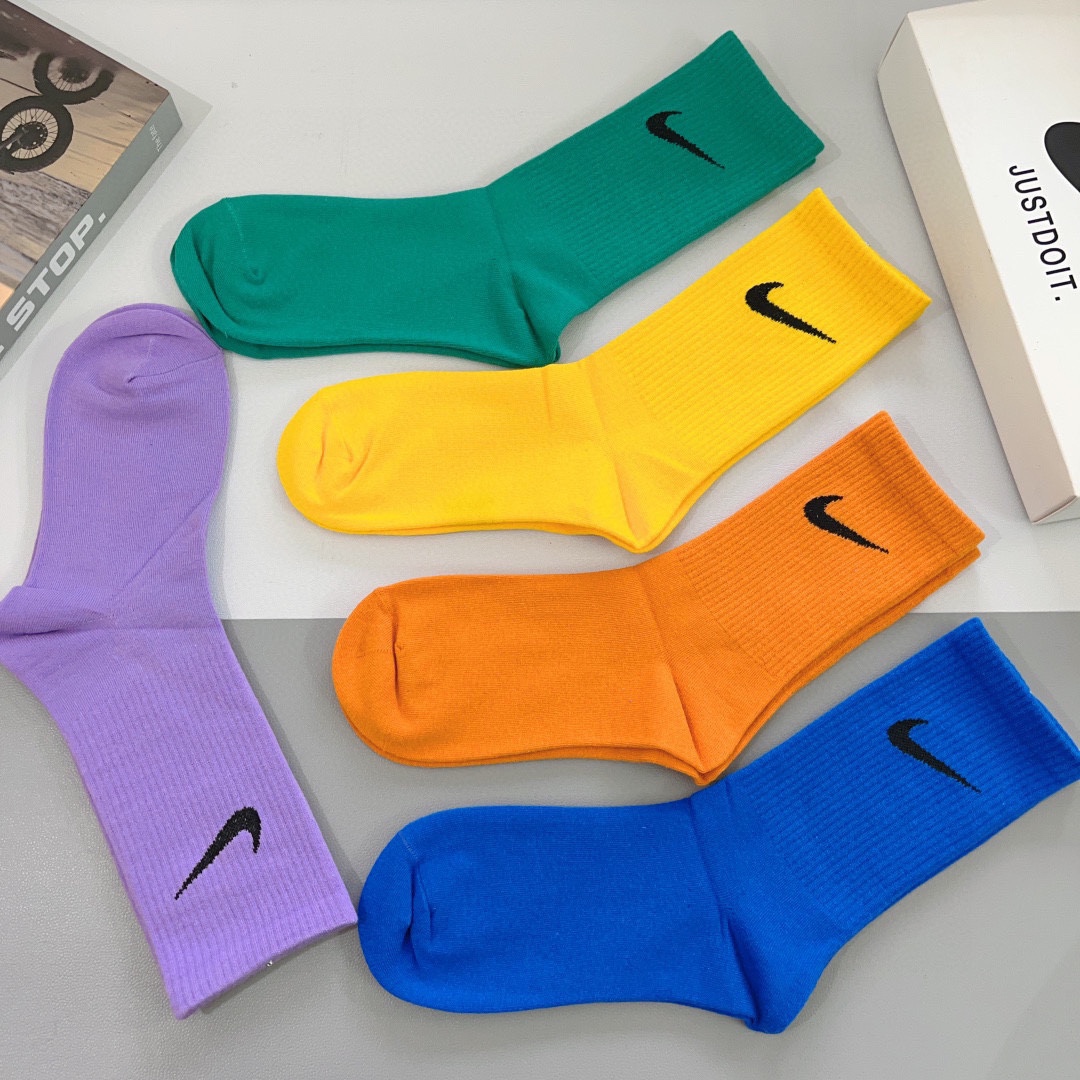 High-Quality Nike/Nick Packaging with Cotton Drum Stocking for Anti-Bacterial Inhalation - 图片 8