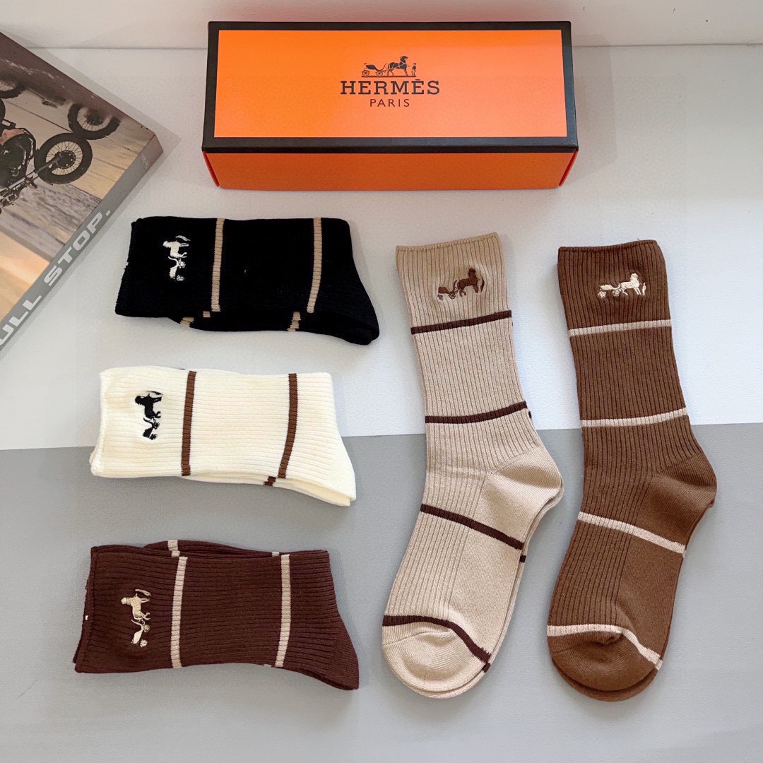 Stylish Hermes Fashion Cabinet Buys Long-Skinned Socks for High-Quality Packaging - 图片 5