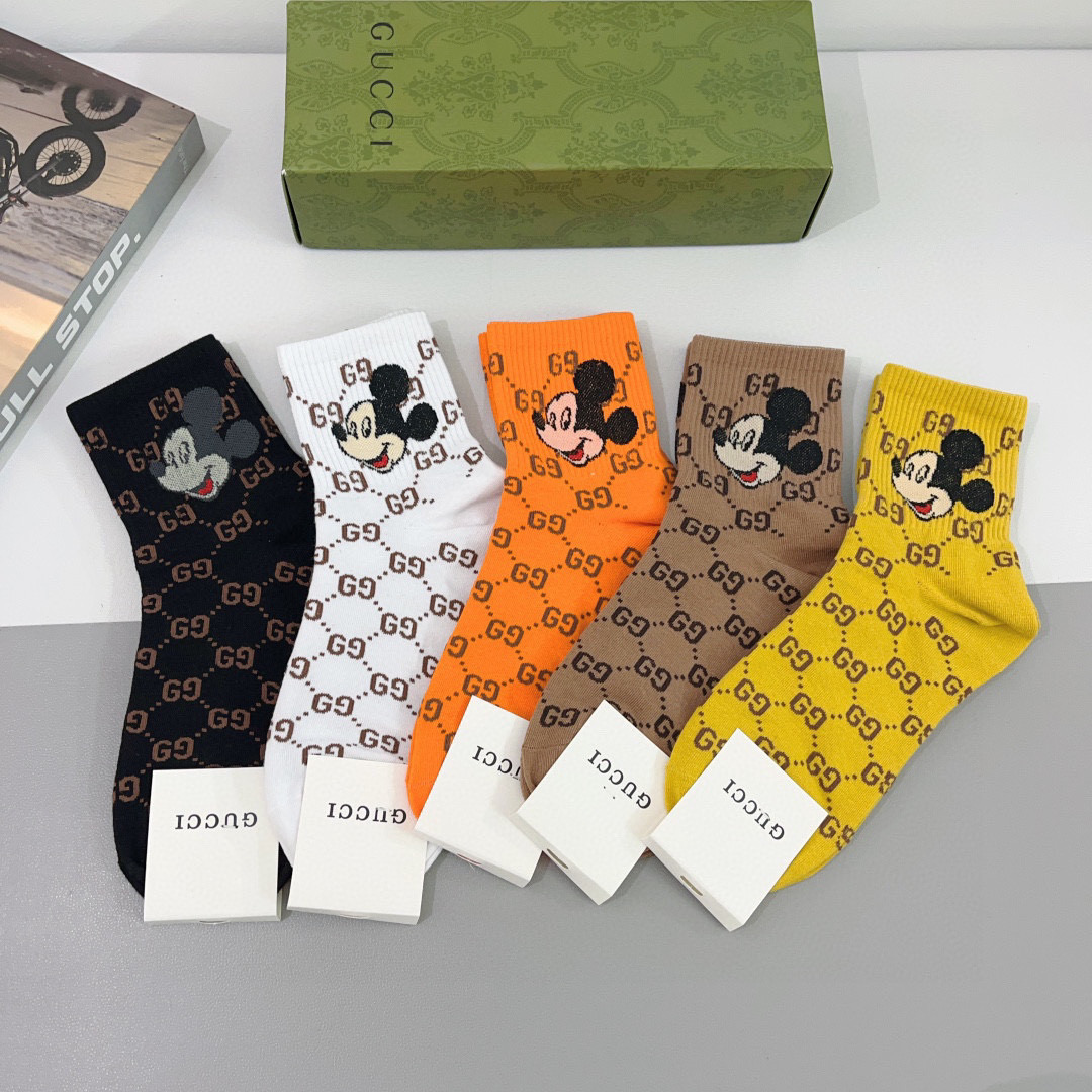 NO:294391,Packaging (one box of 5 pairs) GUCCI new mid-tube socks!  Pure cotton fabric, hot patterns, counter synchronous socks, big brands on the street, trendy people must have super easy to match socks, stockings, socks, gucci, socks19860909配包装（一盒5双） GUCCI 古奇 新款中筒袜子！纯棉面料,火爆图案,专柜同步袜子,大牌出街,潮人必备超好搭袜子,丝袜,袜子,gucci,socks,accessory