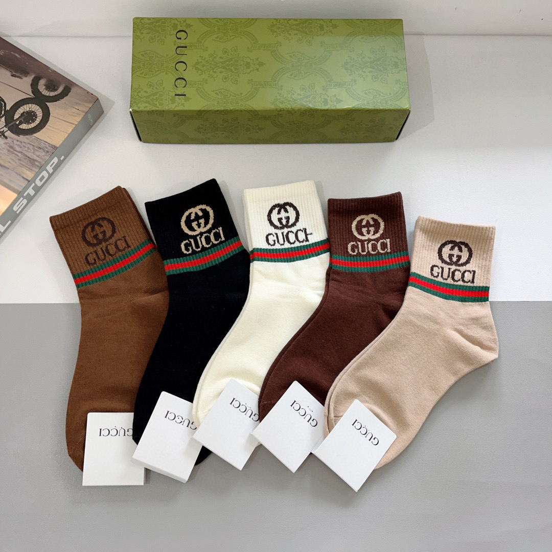 NO:294433,Packaging (5 pairs per box) Gucci Ins super popular small items for men and women, pure cotton fabric, must-have for trendy people, Gucci hot products, classic pair of G socks, personalized and fashionable versatile style, you deserve socks, stockings, socks, gucci, socks19860909配包装（一盒5双） Gucci 古奇 ins超火爆小单品男女同款袜子,纯棉面料,潮人必备 ,Gucci 爆款,经典双G袜,个性时尚百搭款,你值得拥有哦袜子,丝袜,袜子,gucci,socks,accessory