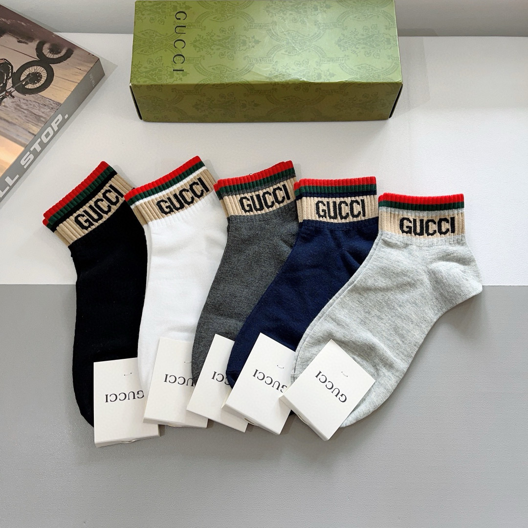NO:296700,Packaging (5 pairs per box) Gucci Ins super popular small items for men and women, pure cotton fabric, must-have for trendy people, Gucci hot products, classic pair of G socks, personalized and fashionable versatile style, you deserve socks, stockings, socks, gucci, socks19860909配包装（一盒5双） Gucci 古奇 ins超火爆小单品男女同款袜子,纯棉面料,潮人必备 ,Gucci 爆款,经典双G袜,个性时尚百搭款,你值得拥有哦袜子,丝袜,袜子,gucci,socks,accessory