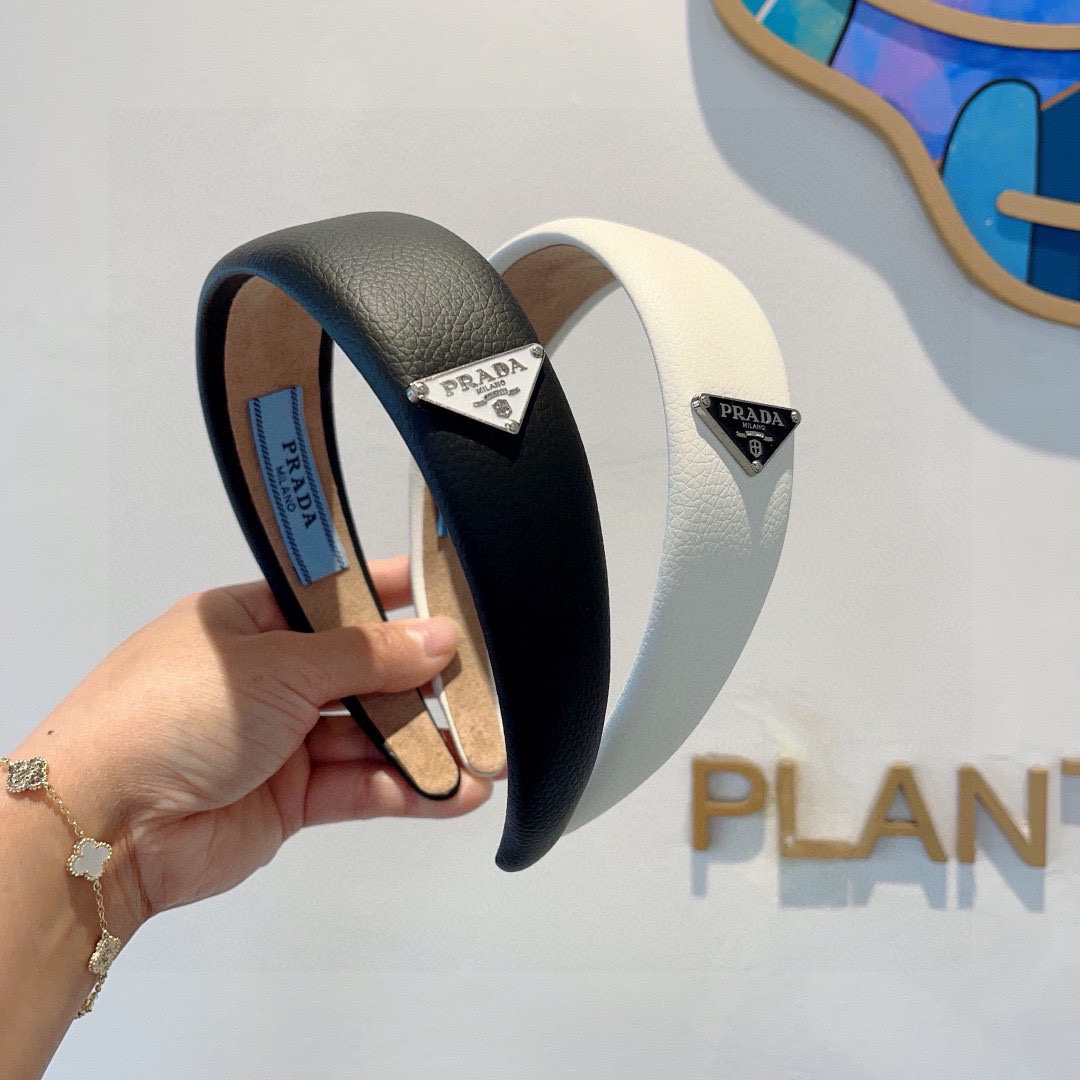 PRADA Packaging: Reversing Triangulation in New Twilight with List and Attire. - 图片 9