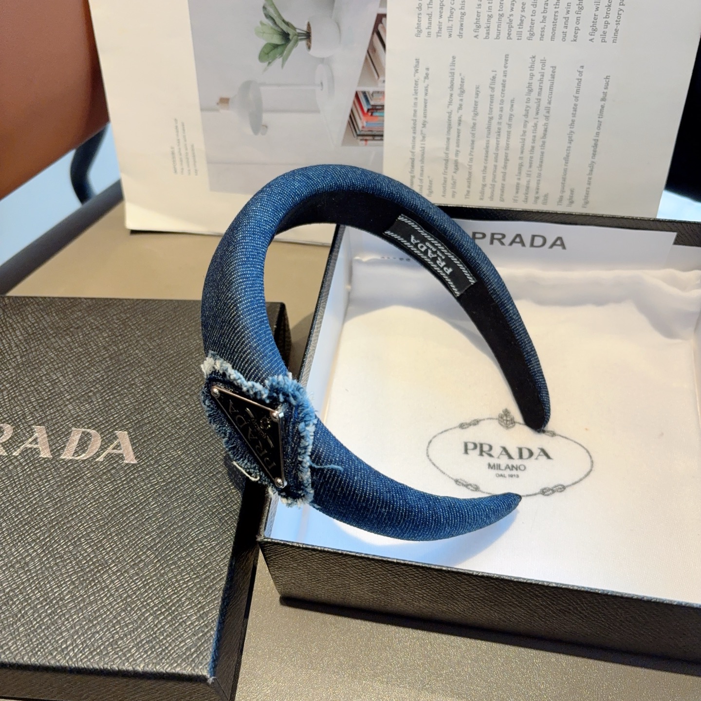 PRADA New Cowboy Triangular Letters Packaging on Page 99 - 图片 5