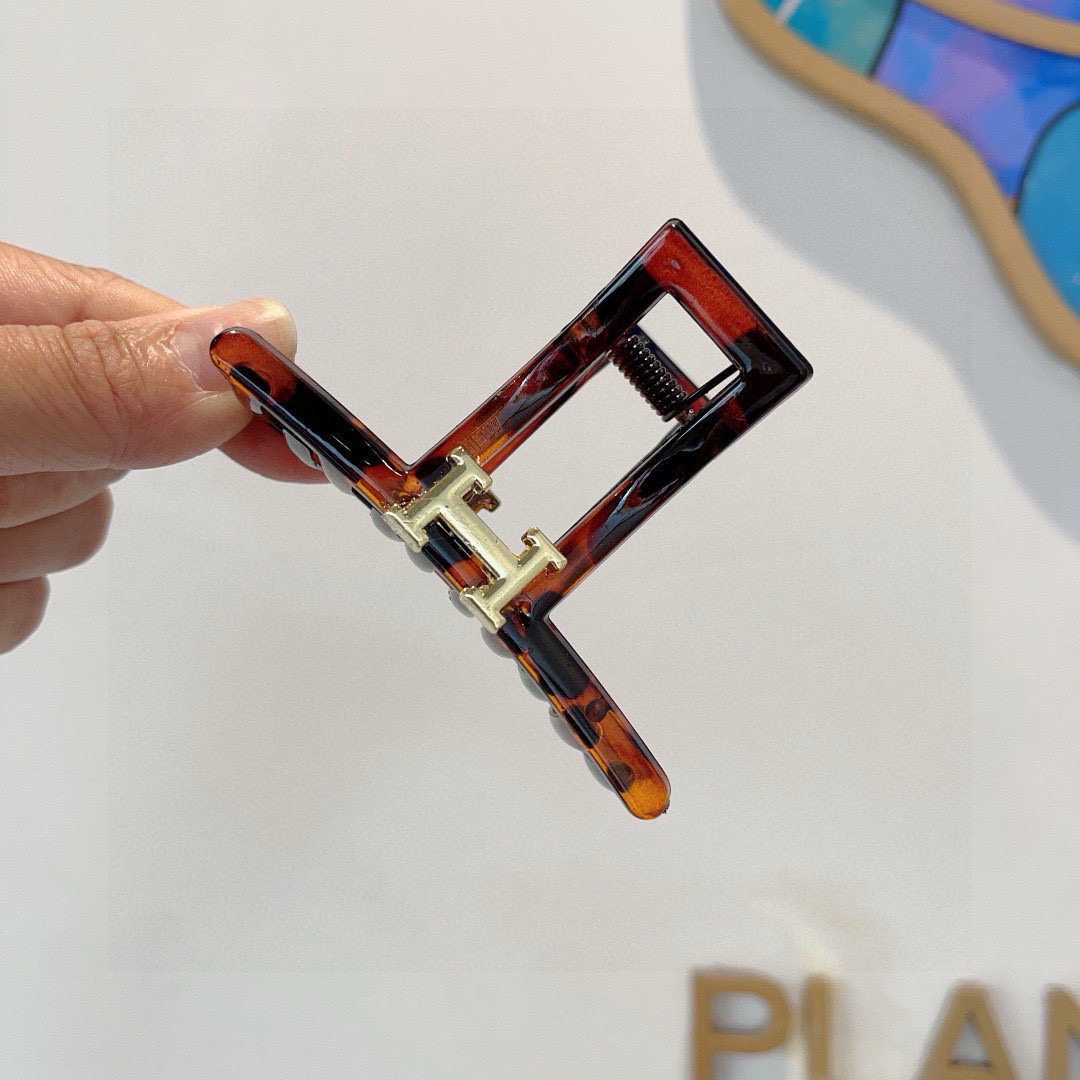 Luxury Packaging: Hermes Hairbox and Sweet Princess Winds on Page 99 - 图片 2