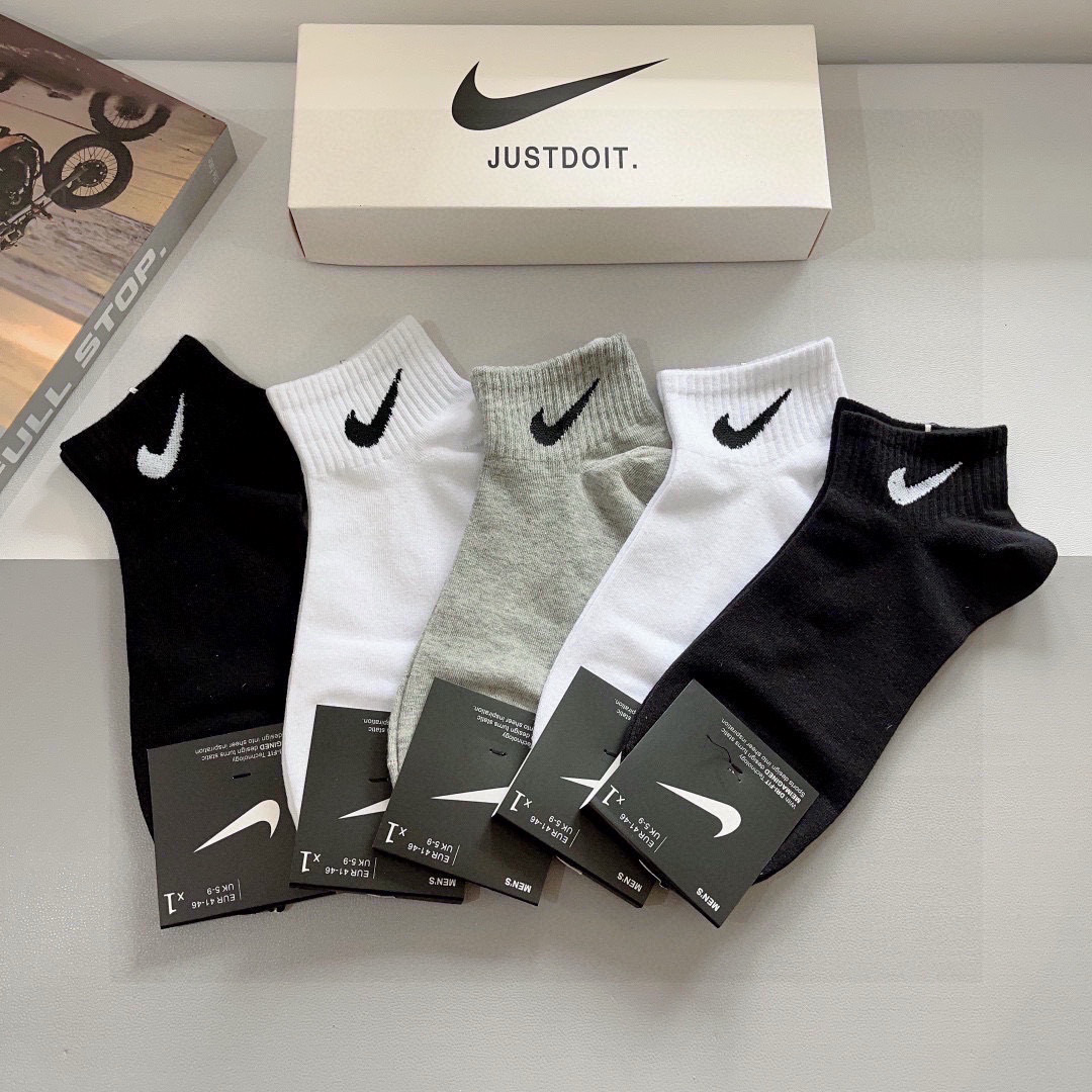 NO:297814,Packaging (5 pairs per box) New Nike/Nike High-version socks Combed cotton Counter synchronization High-quality Antibacterial, odor-proof, sweat-absorbing and breathable [Deyi][Deyi] Socks, stockings, socks, socks19860909配包装（一盒5双） 新款 Nike/耐克 高版本短袜 精梳棉 专柜同步 高品质 抗菌防臭吸汗透气[得意][得意]袜子,丝袜,袜子,socks,accessory