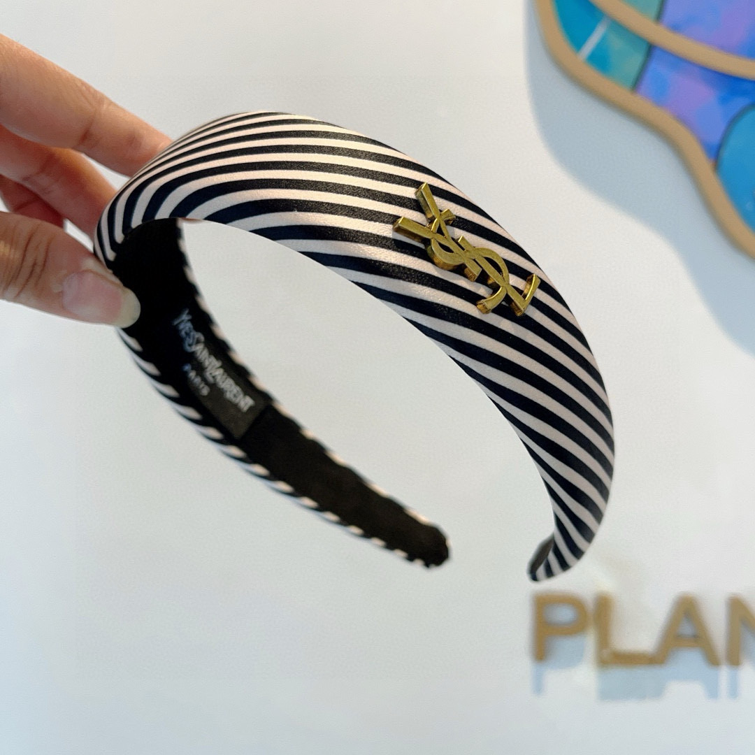 Review of St. Roland’s Korean Striped Sponge Hair Packaging on Page 99 - 图片 4