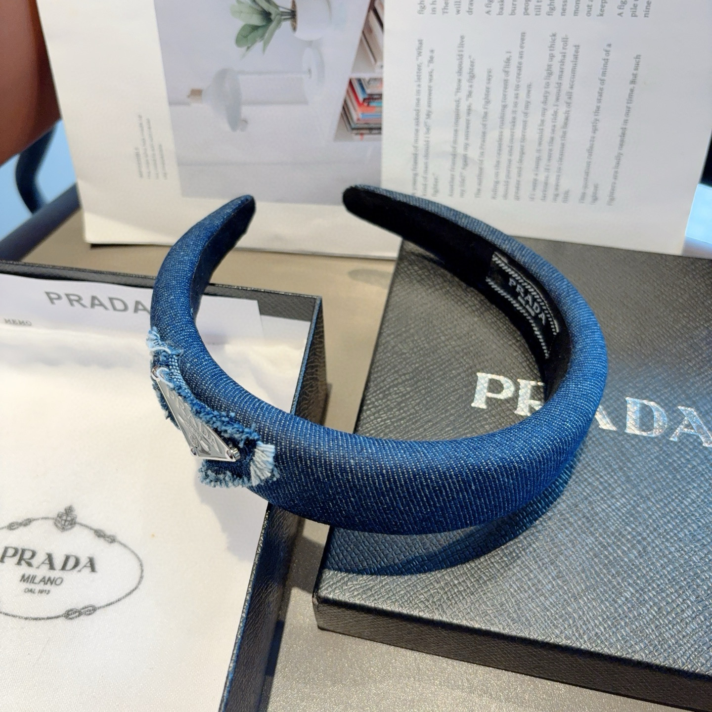 PRADA New Cowboy Triangle Letters Packaging on Page 99 - 图片 8