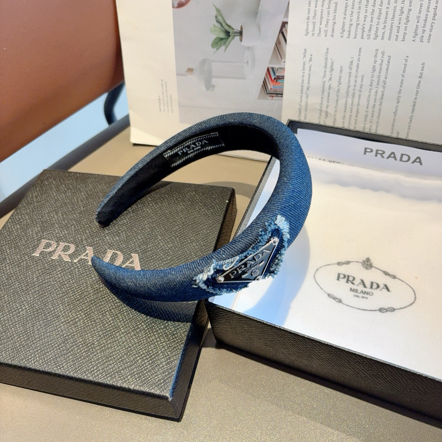 PRADA New Cowboy Triangle Letters Packaging on Page 99 - 图片 7