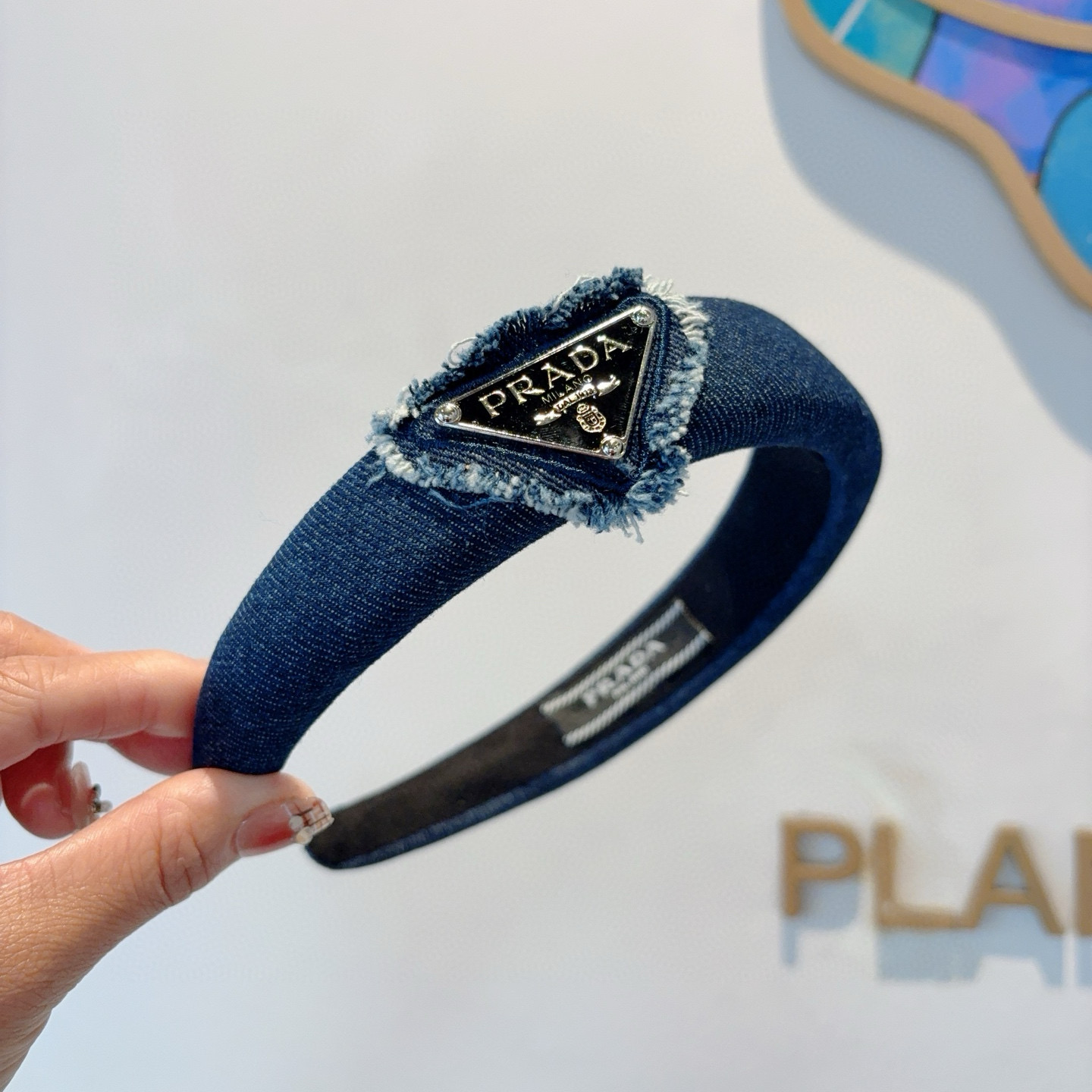 PRADA New Cowboy Triangle Letters Packaging on Page 99 - 图片 3
