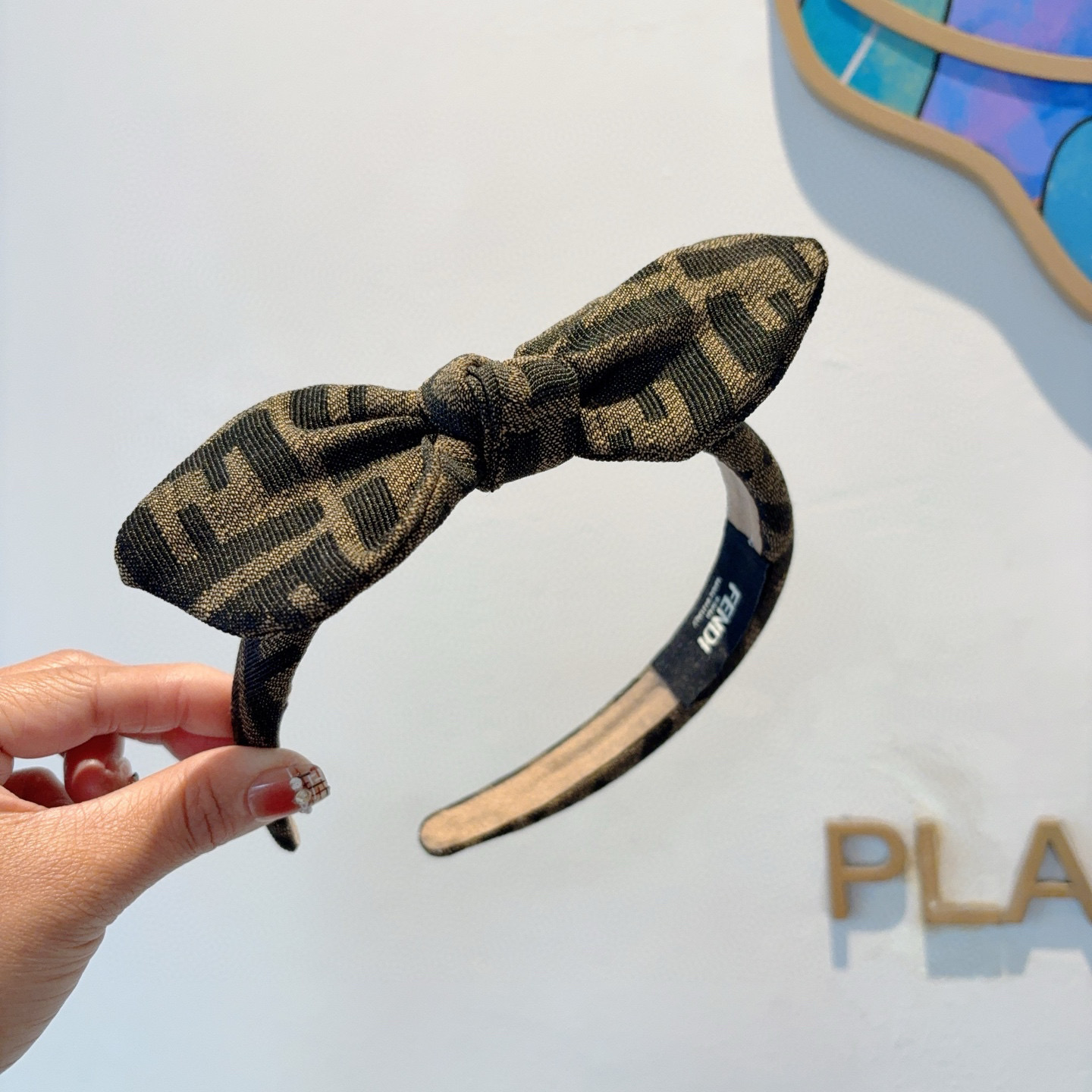 Fendi’s New Collection: Packaging and Key Runway Looks on Page 99 - 图片 3