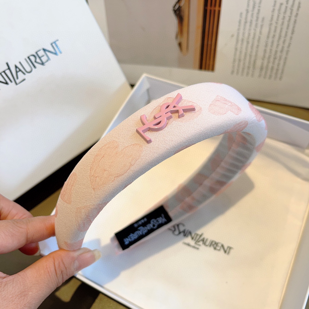 YSL’s High-End Chinese Sponge Hair Packaging and Online Marketing Strategy - 图片 6