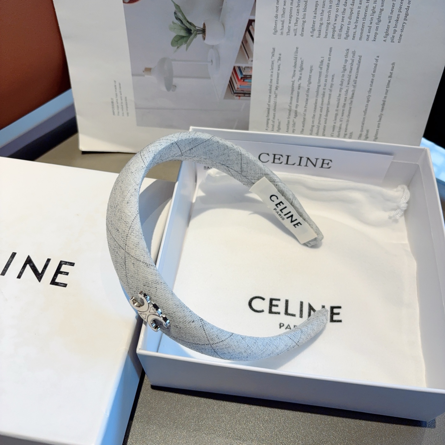 Stylish CYLEEN Packaging at Triumph Gate: Classic, Fashionable, Comfortable Goddess Head. - 图片 6