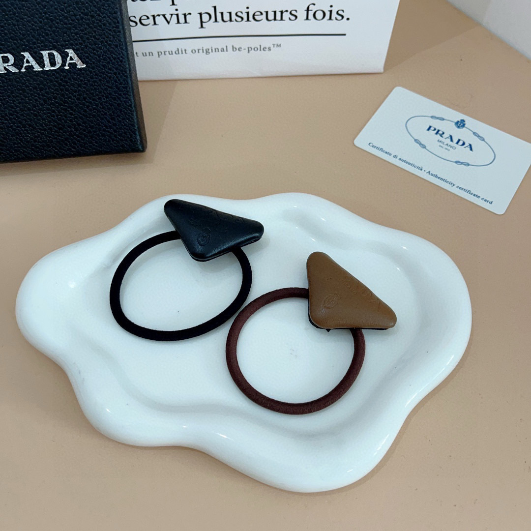Stylish PRADA Red Hair Loops for Trendy High Ponytail Look with Comfortable and Stress-free Packaging. - 图片 7