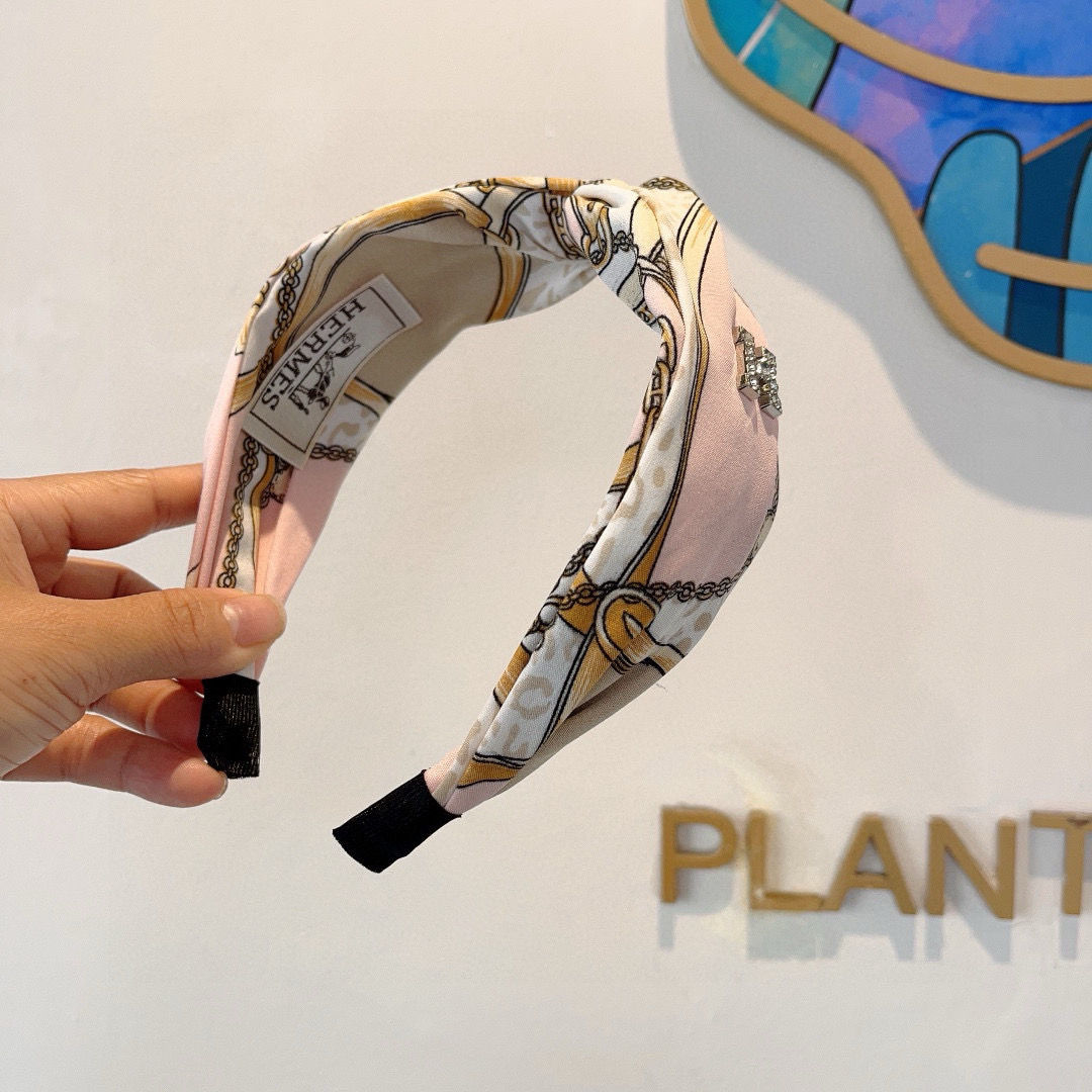 Luxury Silk Packaging: Hermes Imports and Exports on Page 99 - 图片 4