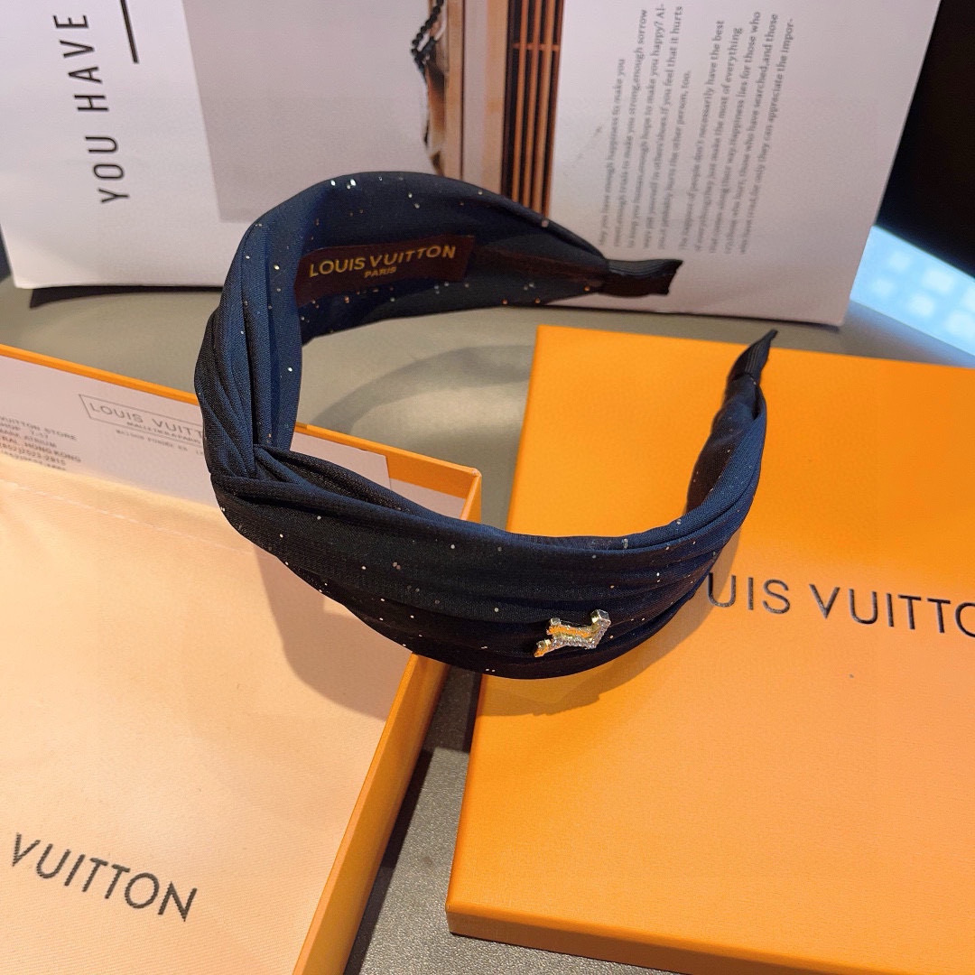 Louis Vuitton Packaging Trends: Hot New Broad Hair and Fashion Cash Counter Goddess - 图片 8