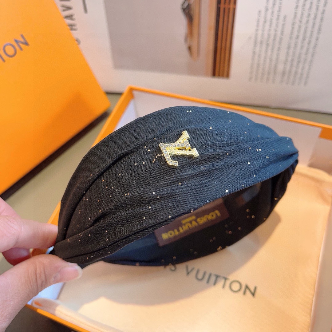 Louis Vuitton Packaging Trends: Hot New Broad Hair and Fashion Cash Counter Goddess - 图片 7