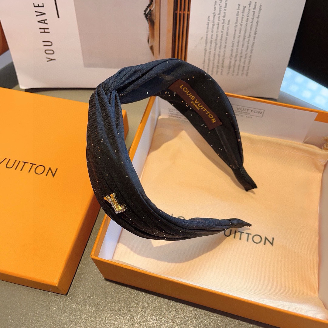 Louis Vuitton Packaging Trends: Hot New Broad Hair and Fashion Cash Counter Goddess - 图片 5