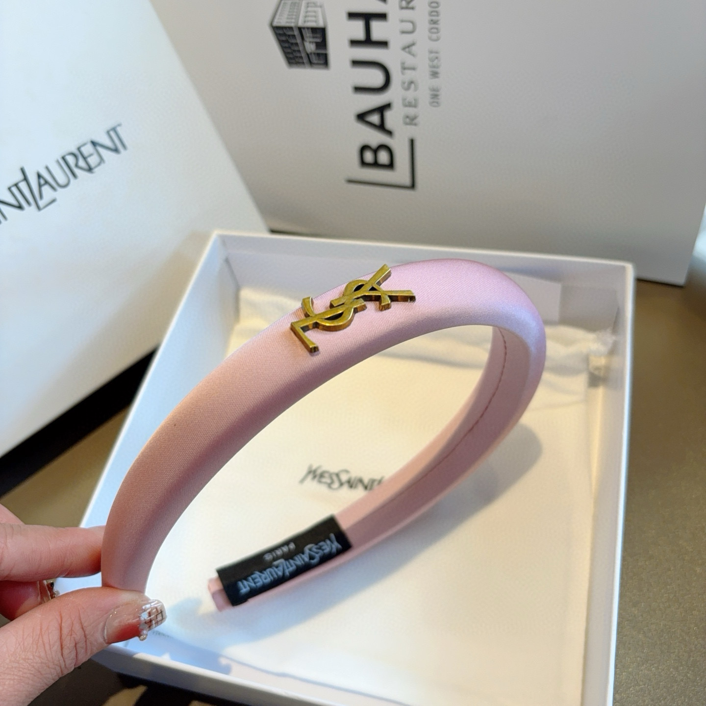 YSL’s High-End Chinese Sponge Hair Packaging and Online Red-Explosive Proposal - 图片 6