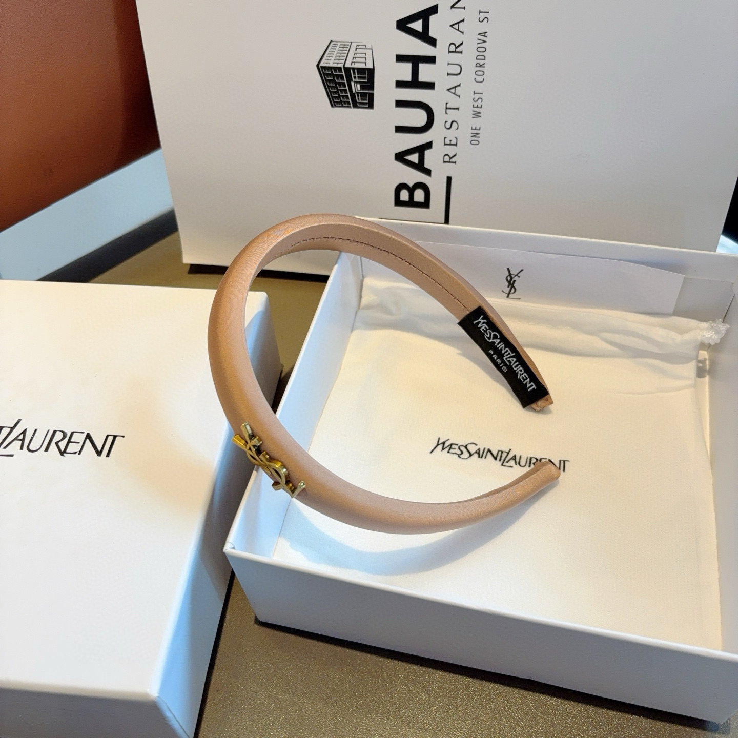 YSL’s High-End Chinese Sponge Hair Packaging and Online Red-Explosive Proposal - 图片 5