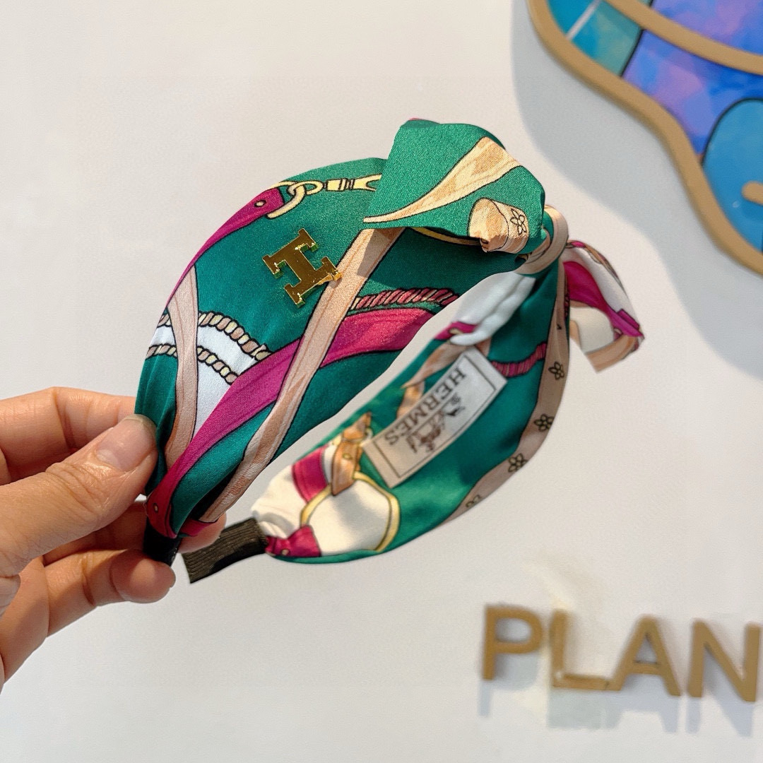 Luxurious Silk Packaging: Hermes Imports and Exports on Page 99 - 图片 3