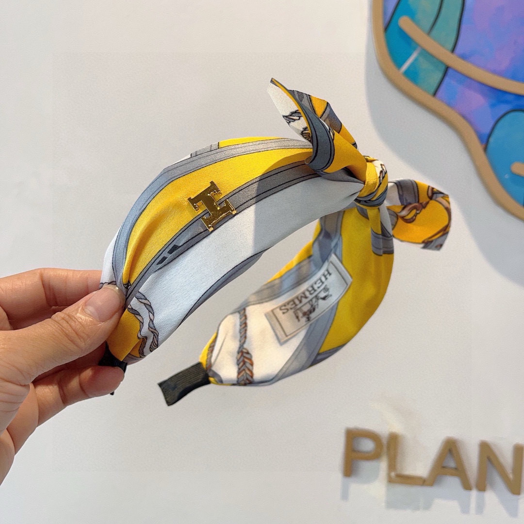 Luxury Packaging Solutions for Silk Fabrics: Hermes Imports and Exports on Fire - 图片 3