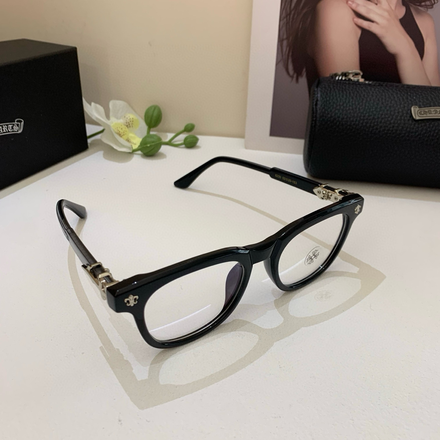 P245 THE NEW 2025 EURO-AMERICAN BOX OPTICAL MIRRORS, THE LUXURIOUS SUNGLASSES OF MEN AND WOMEN